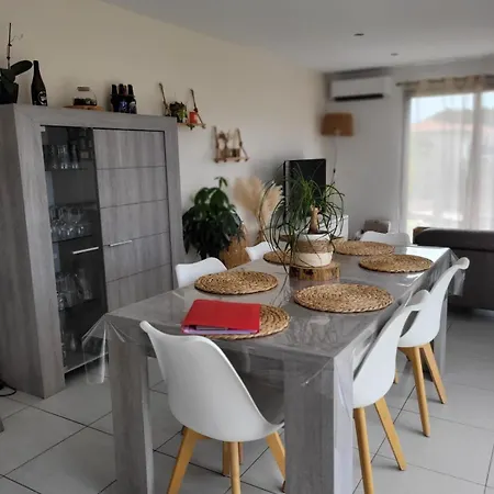 Hébergement de vacances Maison de vacances avec piscine près de Montpellier